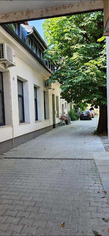 Khan Apartments Ljubljana Eksteriør billede