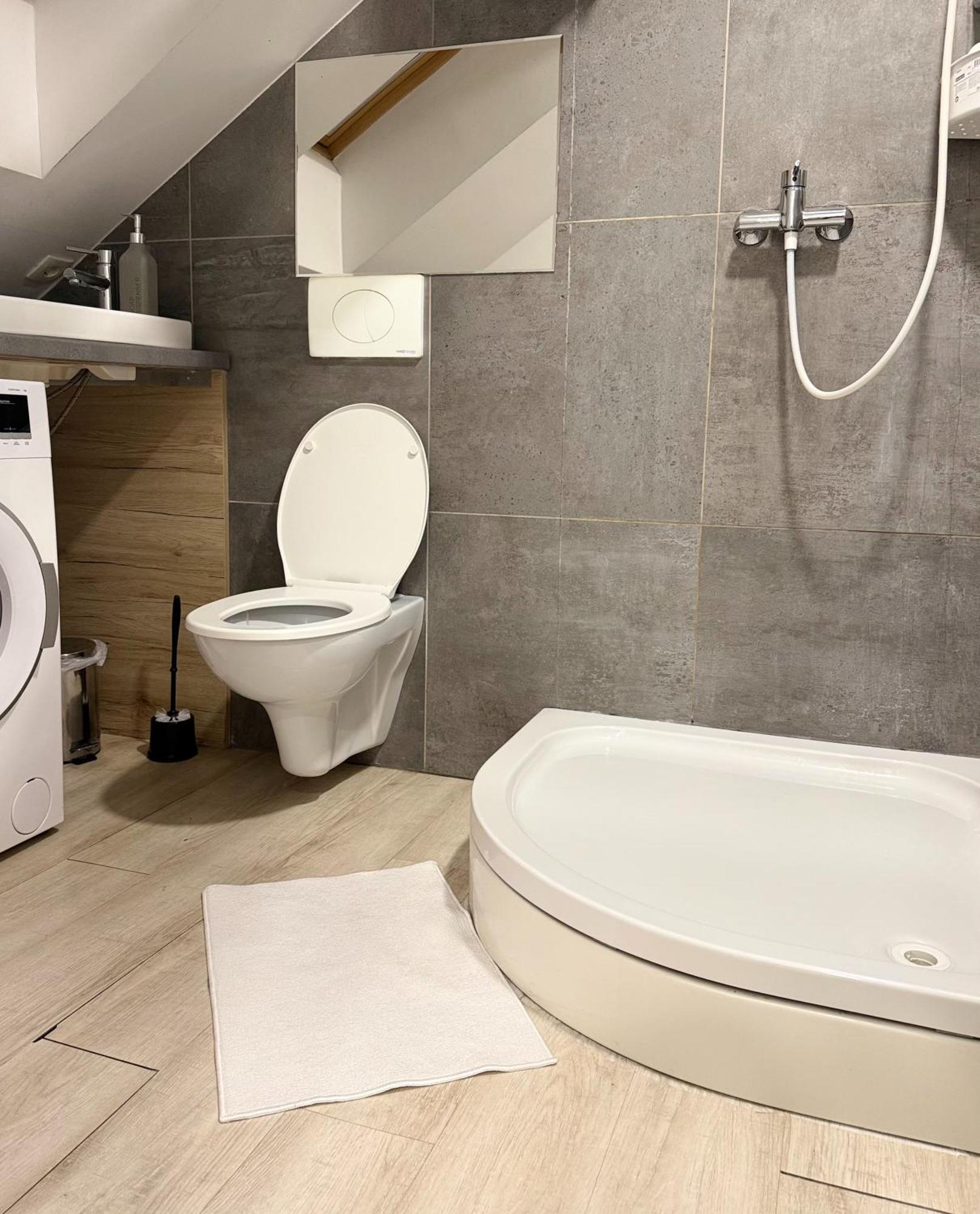 Khan Apartments Ljubljana Eksteriør billede